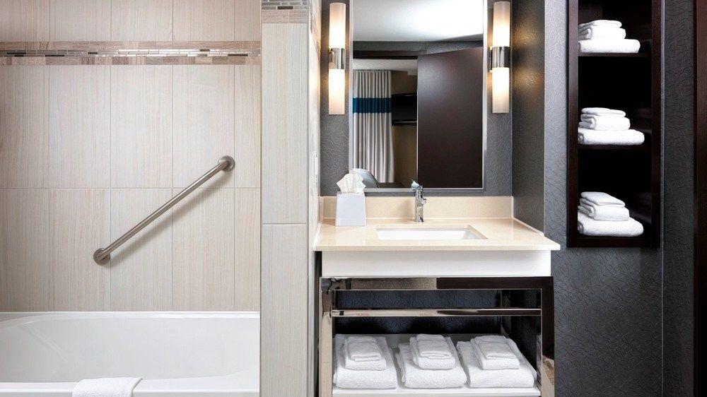 Four Points By Sheraton London Exteriör bild